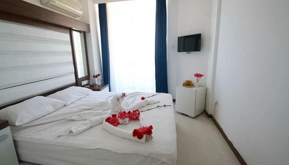 هتل آسنا کوش آداسی